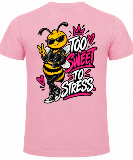 Costas da t-shirt rosa Too Sweet to Stress da Mel Pirata.